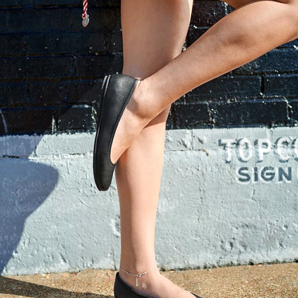 ZODIAC Women's Sonia Ballet Flats - Picture 12 of 12